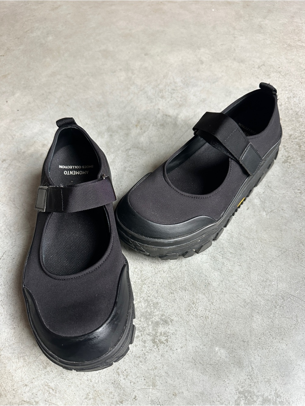 Women's Black Mary Jane Platform Flats with Strap - Picture 2 of 6